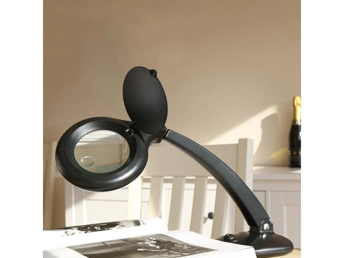 Magnifying Table Light