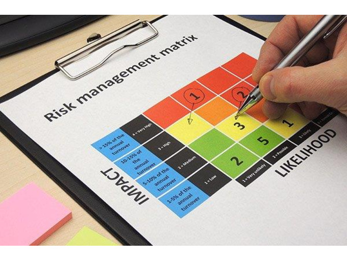 risk-assessments-in-health-social-care-training-2-care